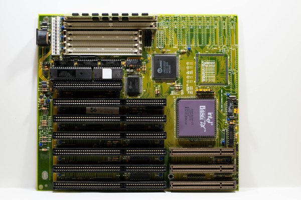 Quelles techniques de compression d'image peuvent améliorer la performance des sites de e-commerce?